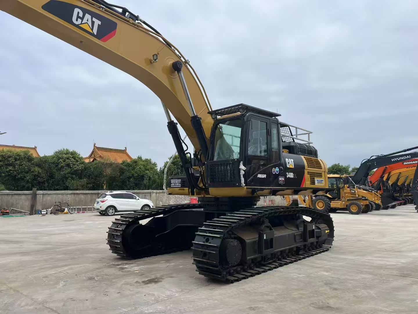 Caterpillar CAT340D2L excavator